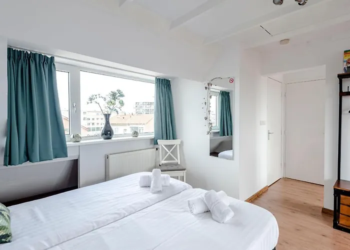 斯文克尔斯家庭旅馆 *